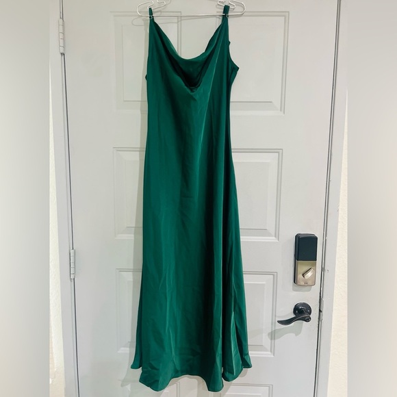 Floerns Spaghetti Strap Cowl Neck Long Slip Midi Dress Med - Picture 2 of 13